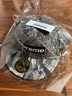 【7 1/2】Breast Cancer Awareness Box Logo