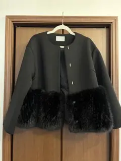 新品未使用セルフォード CWFJ234052 裾ファーポンチブルゾン38黒 Amazon.co.jp: [セルフォード] 裾ファーポンチブルゾン