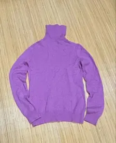 カシミヤ 100% ピンク　ユニクロ　タートルセーター