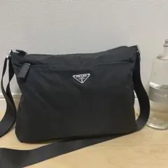 ■PRADA（プラダ）/良品 / ナイロン/ ショルダーバッグ /ブラック 黒