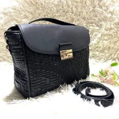 【未使用に近い】コールハーン ショルダーバッグ キルティング レザー ブラック