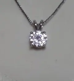 スワロフスキージルコニア　1.25カラット 新品　K18ネックレスお好きな方にも