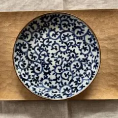 福泉窯　たこ唐草 染付皿　②