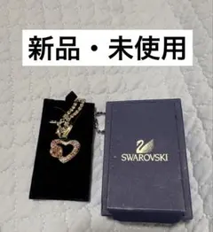 【新品未使用】SWAROVSKI ハートネックレス レディース