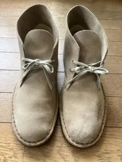 Clarks クラークス ブーツ ベージュ スエード （26.5cm相当）