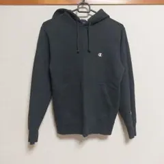 Champion ブラック フード付きパーカー