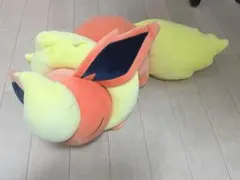 箱開封済み ぬいぐるみ 等身大ブースター 寝そべり ポケモンセンター