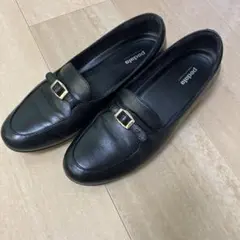 pedala 黒 バックル付きローファー