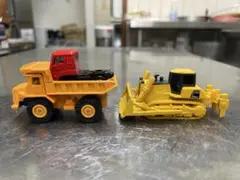 トミカ　ミニカー　KOMATSU ブルドーザー他　3台セット