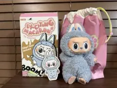 the monsters exciting macaron