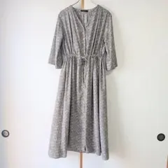 レトロフラワーガウンワンピース　rosso 花柄　前開き　シャツワンピース