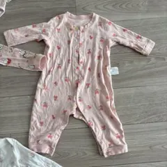 80cmベビー長袖パジャマ1枚・長袖ロンパース3枚セット UNIQLO