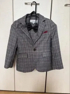 120センチ　チェック柄スーツ・ベストセット