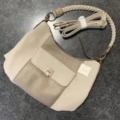 美品passage mignonベージュ 2wayショルダーバッグ 程良いサイズのサムネイル