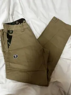 Aape カーキ チノパン 01