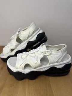 NIKE エアマックス ココ サンダル ホワイト ブラック