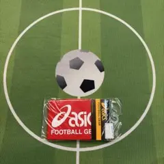 asics FOOTBALL GEAR リストバンド 赤　キャプテンマークのサムネイル