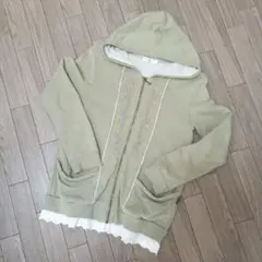 Item thumbnail for item 838a05f6-89f2-49b8-a31c-df282d4f3145