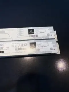 ベンツ Gクラス ゲレンデ 純正 ワイパー ワイパーブレード 右ハンドルのサムネイル