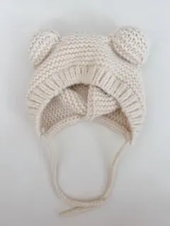 クマ耳付きニット帽子