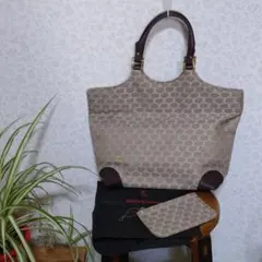 ロベルタディカメリーノ ハンドバッグ