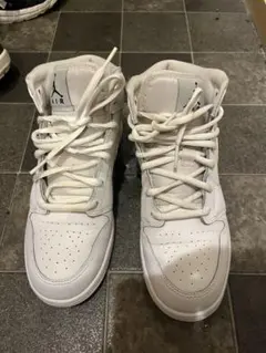 NIKE Air Jordan1 ホワイト ハイカットスニーカー