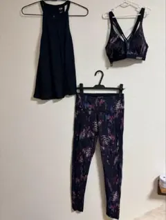 SUKALA ボタニカルシャーリングカバータンク レギンス ウェアセット