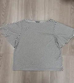 H&M ストライプ 半袖 トップス　アイボリー×ブラックのサムネイル
