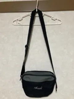 NANGA ショルダーバッグ 黒/グレー