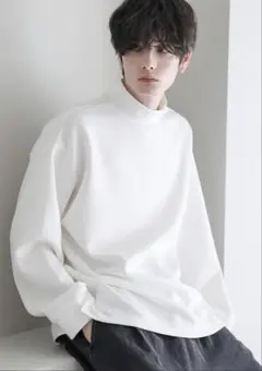 美品】ETELIO モックネック　ドレープポンチ長袖ブルオーバー　長袖カットソー