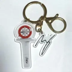 Straykids ペンライト型アクリルキーホルダー