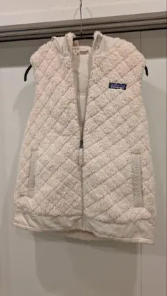 【期間限定】パタゴニア ロスガトス フーデッドベスト レディース　リバーシブル