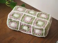 グラニースクエア ティッシュボックスカバー　かぎ針編み