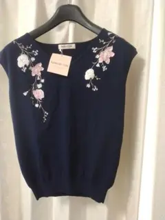 新品Apuweiser-riche花柄刺繍ニット紺色アプワイザーリッシ