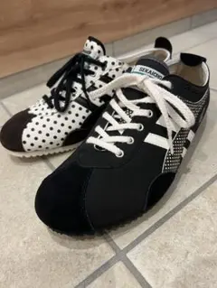 Panther×FRAPBOIS（パンサー×フラボア）コラボ左右非対称スニーカーのサムネイル