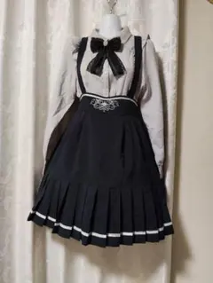 axes famme POETIQUE サス付きスカート・トルテ　ブラウス