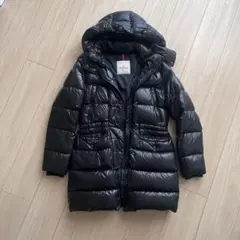 MONCLER ブラック ダウンジャケット サイズ2 - メルカリ