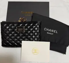 シャネル ノベルティ　コスメポーチ キルティング　黒　GIFT BOX付 未使用】シャネルノベルティ キルティングポーチ コスメ小物入れ