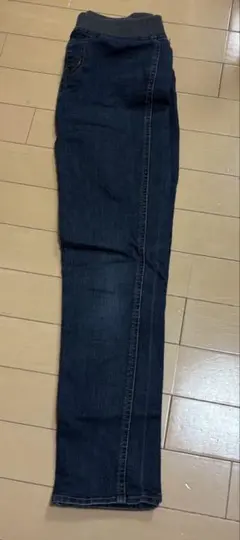 Item thumbnail for item b319c1e7-511e-4423-a2eb-1ee4efac6aca