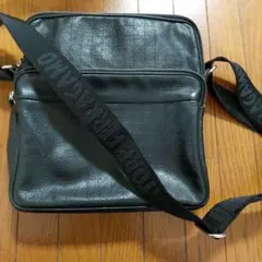 Salvatore Ferragamo ショルダーバッグ ブラック