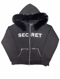 再値下げ❗️SECRET ブラック M ファー付きパーカー - メルカリ