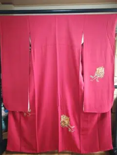 豪華振袖と帯のセット　駒刺繍　御所車花文　正絹　逸品