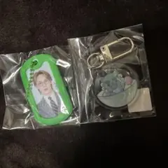 JO1 JOCHUM 與那城奨 ヤヌカミ ドッグタグ 連結アクリルキーホルダー