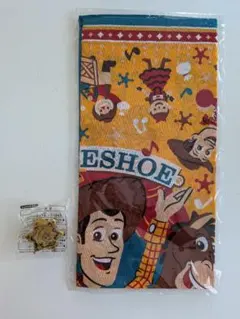 ディズニーランドトイ・ストーリー ダイアモンドホースシュー ウッディ バンダナ