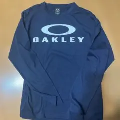 OAKLEY ネイビー　長袖Ｔシャツ　Mサイズ