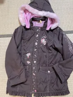 ブラウン刺繍デザインキッズコート　メゾピアノ