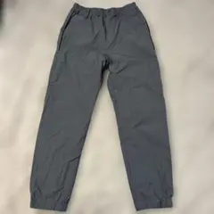 ユニクロ　グレー パンツ　140cm