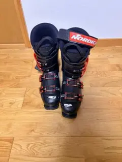 2026年最新】ノルディカスキーブーツの人気アイテム - メルカリ