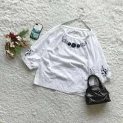 ブラウス 七分袖 ギャザー ゆったり3L 花刺繍 大きめサイズ 透け感 デイリー