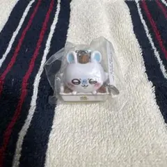 くら寿司 ちいかわ コラボ キーホルダー　モモンガ